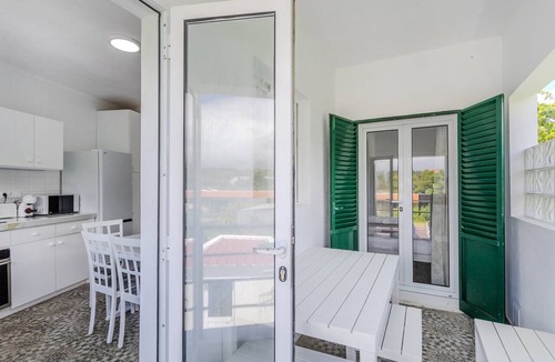 Livramento House | GuestReady-Charming Retreat with Terrace