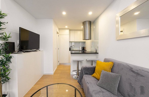 Cedofeita Apartment | GuestReady - King's Retreat