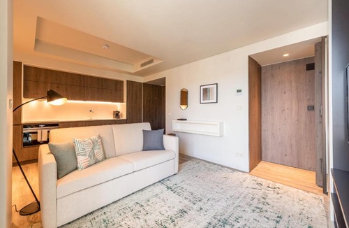 Misericordia Apartment | GuestReady - Midcentury Studio with Balcony in Santos 401
