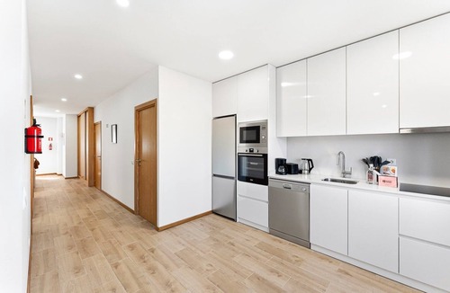 Arvore Apartment | GuestReady - Modern retreat in Árvore