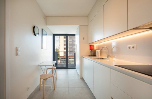 Olivais Apartment | GuestReady-Modern Retreat with Balcony Views
