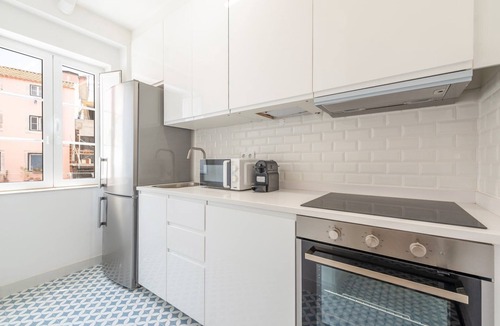 Restelo Apartment | GuestReady - Neoclassical building - Studio RCE