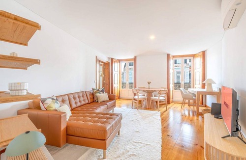 Chiado Apartment | GuestReady - Night out adventure in Lisbon