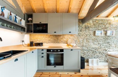 Venade House | GuestReady - Peaceful Retreat in Caminha