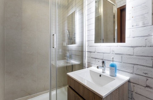 Lordelo do Ouro e Massarelos Apartment | GuestReady - Portfolio Room 407