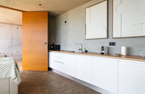 Sao Vicente House | GuestReady - Relax and Ride the Waves