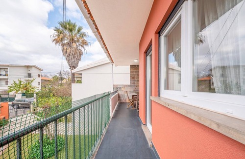Parede Apartment | GuestReady - Sailor Dreams in Parede