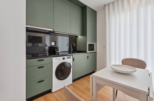 Ramalde Apartment | GuestReady - Tutti Frutti Elderberry
