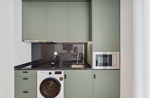 Ramalde Apartment | GuestReady - Tutti Frutti Elderberry