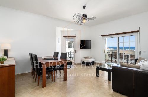 Telheiro Apartment | H&H - RARE Amazing Apartment with Panoramic Sea Views near to Meia Praia Beach & Lagos center