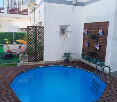 Costa de Caparica Hostel | Happy Day Beach House