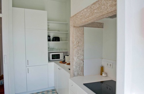 Lisbon Old Town Apartment | Her Majesty at Liverdade Avenue (1E)