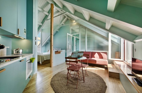 Vila Real Santo Antonio Apartment | Historic Retreat with Pool