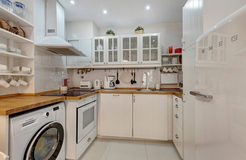 Sao Paulo Apartment | Holiday Apartment 'My Bica – Cozy and Perfect Location' with Wi-Fi and Air Conditioning