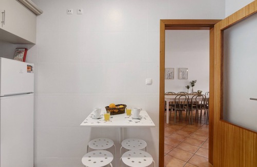 Santa Luzia Apartment | Holiday Apartment "T3 H Apt Hibisco" with Shared Pool, 2 Balconies & Wi-Fi