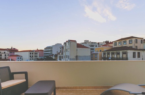 Se Apartment | Holiday Apartment "This Is Heaven In Funchal" with Mountain View, Balcony & Wi-Fi
