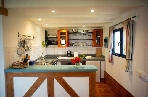 Ponta Delgada House | Holiday home with 1 bedroom