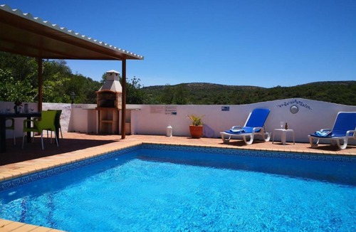 Amendoeira House | Holiday Home Berghütte Villa Romao by Interhome