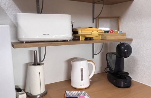 Santa Luzia House | Holiday Home 'Dade' with Shared Pool, Wi-Fi and Air Conditioning