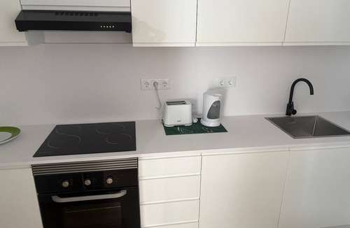 Alcanena House | Holiday Home 'Family Comfort Minde' with Wi-Fi and Air Conditioning