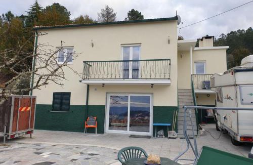 Gouveia House | Holiday Home Ferienvilla Casa Oriana mit privatem Pool by Interhome
