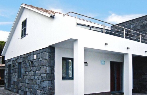 Prainha House | Holiday home in Praםnha de Baixo