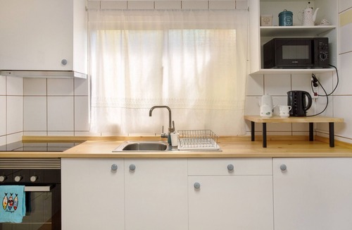 Santo Antonio House | Holiday Home 'Levada Residence' with Private Terrace, Private Garden and Wi-Fi Access