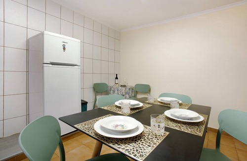 Santo Antonio House | Holiday Home 'Levada Residence' with Private Terrace, Private Garden and Wi-Fi Access