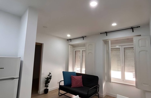 Pena House | Holiday Home 'Lisboa Guest House' with Wi-Fi