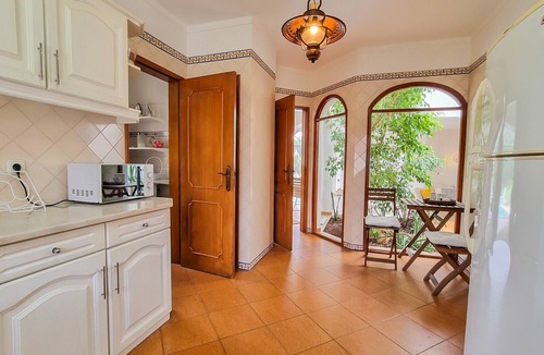 Quarteira House | Holiday Home 'Maria - Vilamoura Golf Side' with Pool, Terrace and Wi-Fi