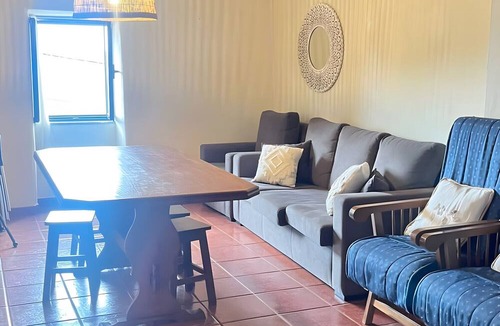 Paredes de Coura House | Holiday Home 'Natureza De Coura' with Mountain View