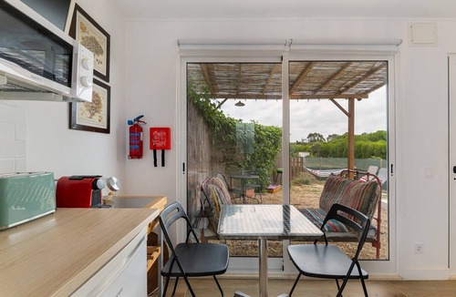 Porto Covo House | Holiday Home 'Oliveira Brava T0' with Wi-Fi