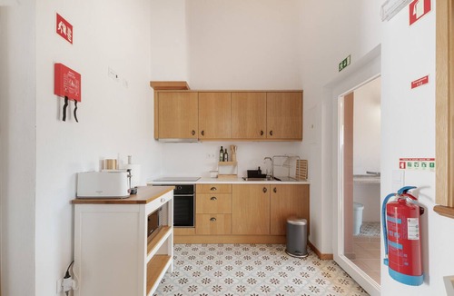 Baiona House | Holiday Home 'Casa Do Camarada' with Mountain View, Shared Terrace and Wi-Fi