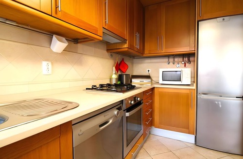 Manta Rota House | Holiday Home 'Villa Mira Praia' with Shared Pool, Wi-Fi and Air Conditioning