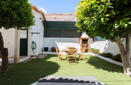 Belem Villa | Home Out Casa do Arco in Belém