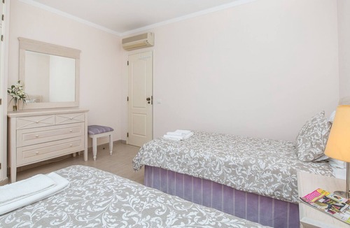 Penina Villa | Homely villa great for Algarve explorers, golfers and beach goers