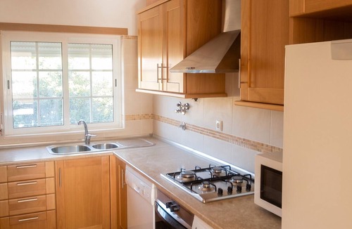 Pata de Baixo Apartment | Homerez - Albufeira Apartment