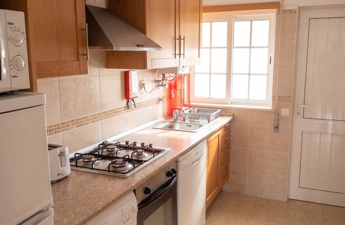 Pata de Baixo Apartment | Homerez - Apartment Albufeira
