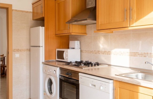 Pata de Baixo Apartment | Homerez - Apartment in Albufeira