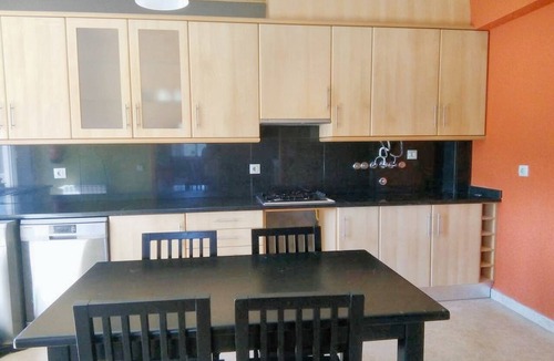 Ourem Apartment | Homerez - Apt. mountain view