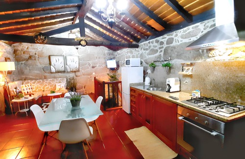 Lindoso House | Homerez - Comfortable house in Lindoso