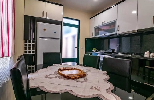 Calheta House | Homerez - House with Sea View in Estreito