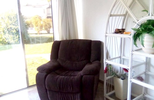 Corroios House | Homerez - House 4 km away from the beach for 8 ppl. with shared pool at Corroios
