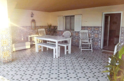 Vila Nova de Famalicao House | Homerez - House in Requião