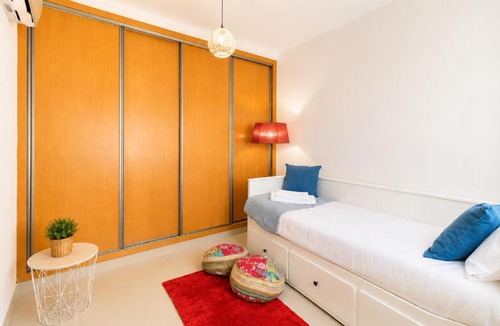 Mexilhoeira Grande House | Horizon House - 3 Bedrooms - Rooftop Terrace & BBQ - AC