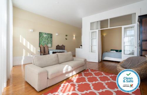 Boavista Apartment | Host Wise - Homely Noble Flats - Garden & Jacuzzi