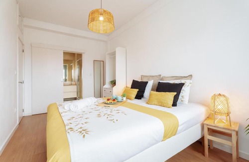 Boavista Apartment | Host Wise - Spacious Modern Flat w Balcony