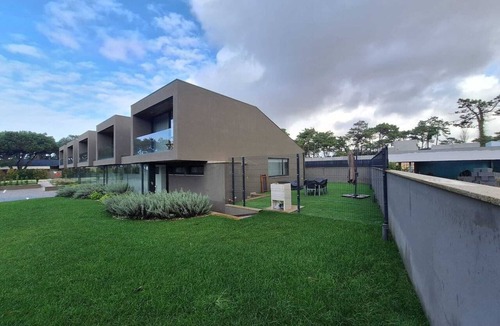 Ofir House | House 6 - Charming 2-bedroom family villa next to the beach with an outdoor pool