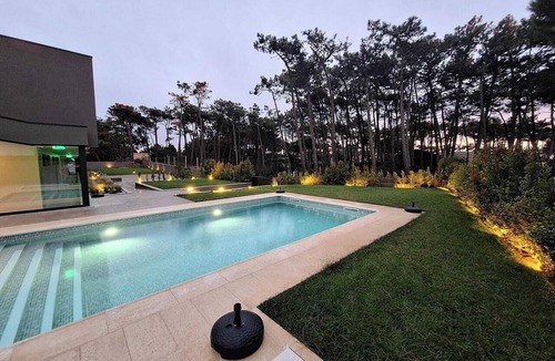 Ofir House | House 6 - Charming 2-bedroom family villa next to the beach with an outdoor pool