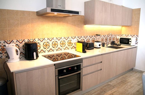 Alcoutim House | House in the center of town near the river with 3 bedrooms and air conditioning